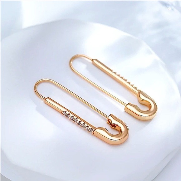 Gold Plated Zircon Safety Pin Earrings, Minimalist, Punk, Gift For Teena… - Picture 6 of 9